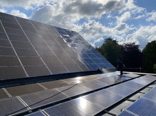 Photovoltaikreinigung – Große Anlagen