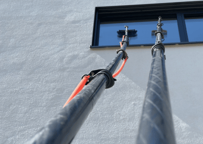 Glasreinigung mittels Teleskopstangensystem