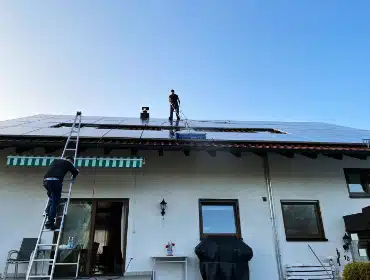 Veys Gebäudereinigung Photovoltaikreinigung