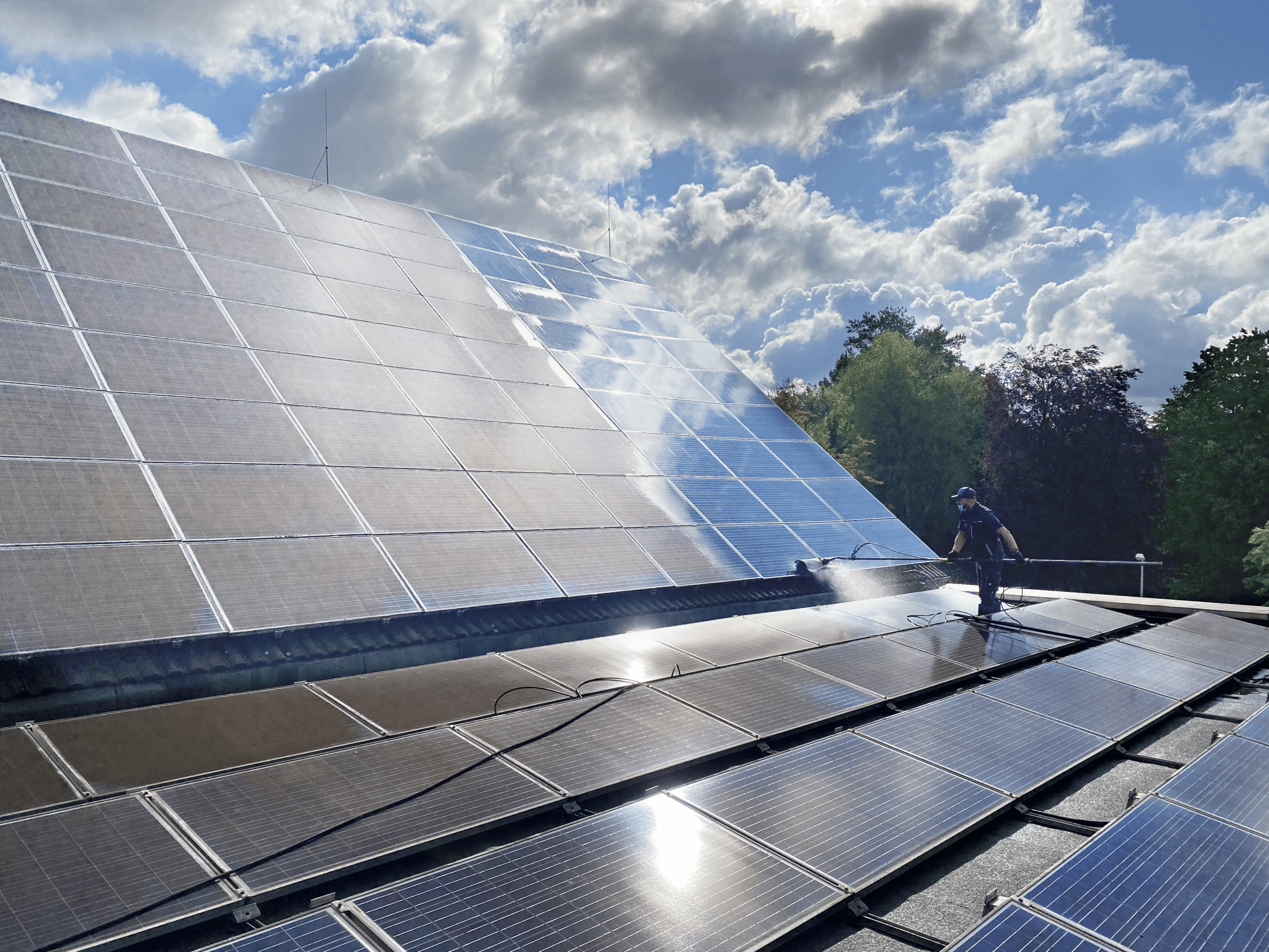 Photovoltaikreinigung großer Anlagen