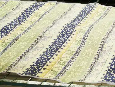 Veys Gebäudereinigung: Teppichwäsche